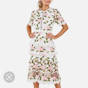 NWT Res Dress Boutique floral dress, size medium.